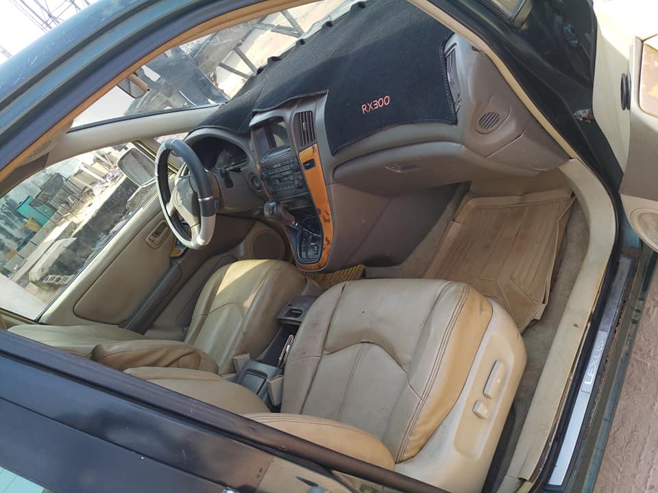 A picture of 8030555597