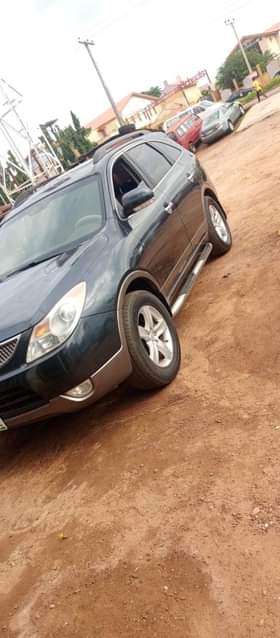 A picture of Hyundai Veracruz 08