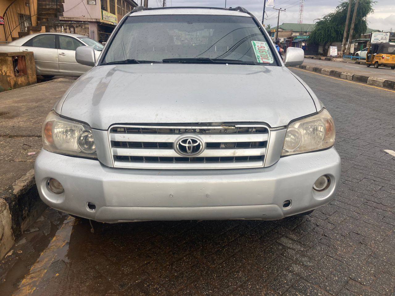 A picture of Registered 2005 Toyota Highlander neatly used engine gear AC working