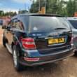 A picture of ML350 2006 60M