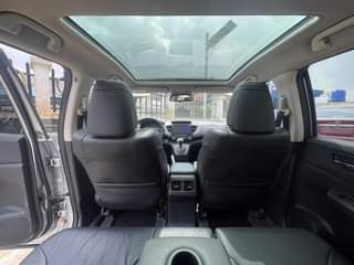 A picture of Honda CR V 2016