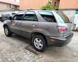 A picture of Lexus RX300
