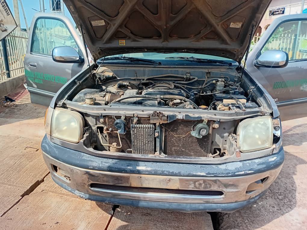 A picture of Distress Toyota tundra
