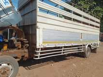 A picture of Fuso ingine 6tn Iko mwanza Changa moto yake inakula oili