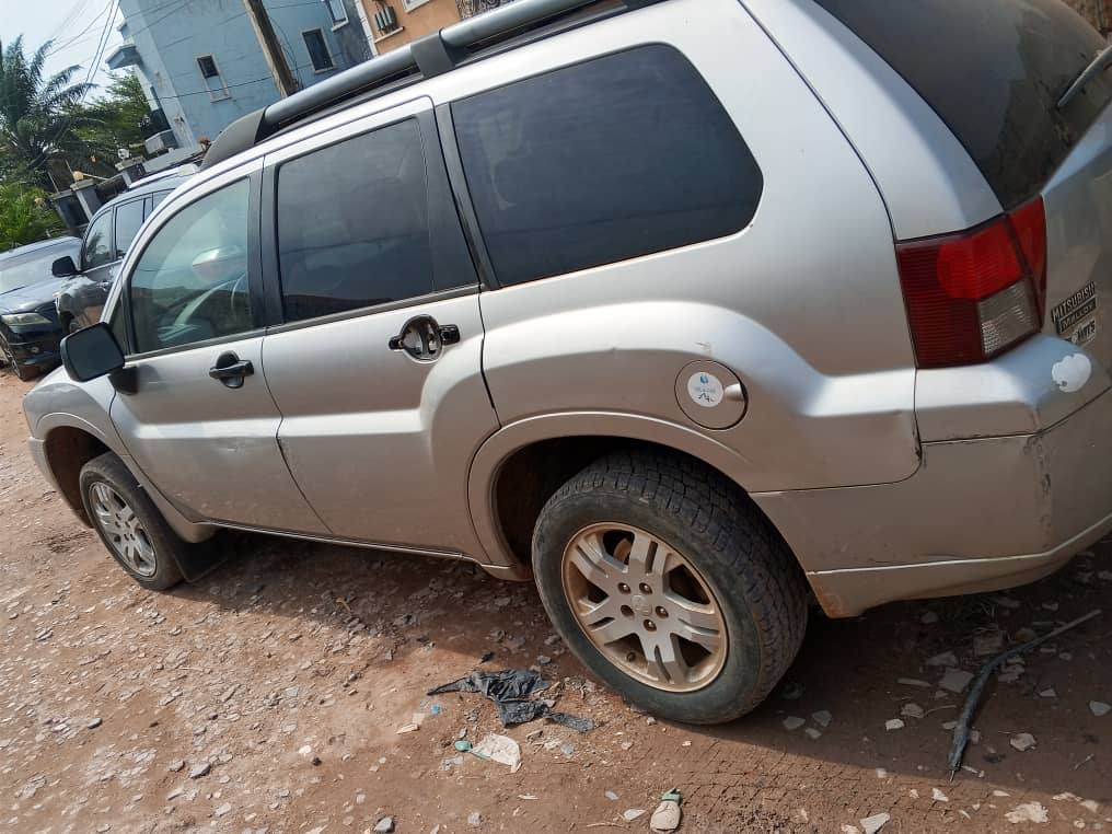 A picture of Fast deal mitsubishi endeavour perfect condition