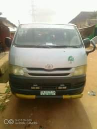 A picture of Sell used manual drive HIACE BUS price 5.5m location Agege
