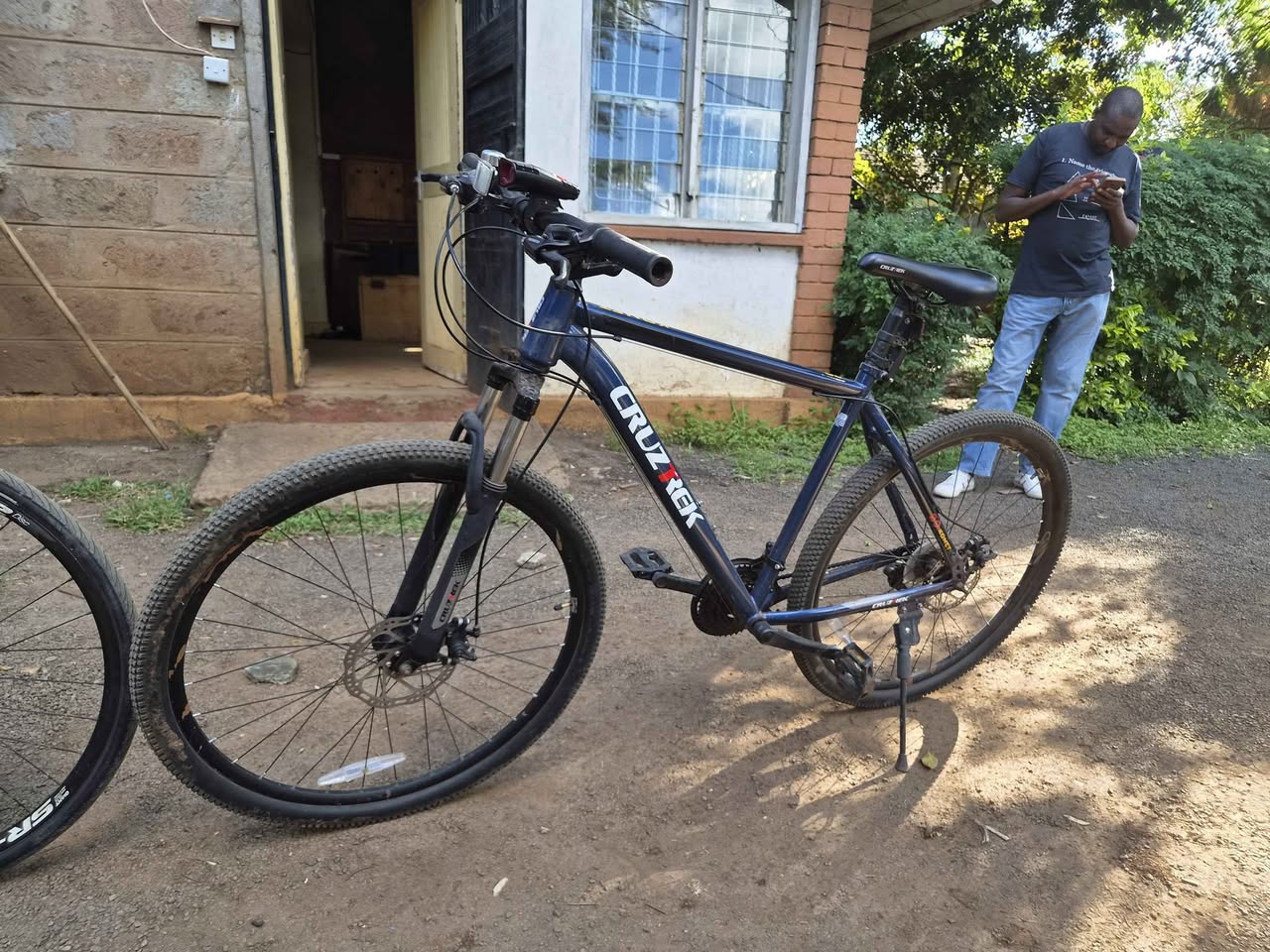 trek