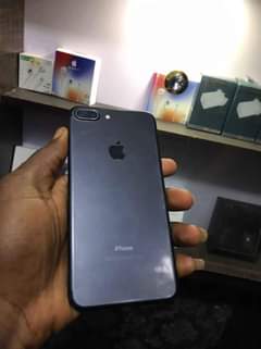 A picture of iPhone 7 128gb 08051713510 WhatsApp me