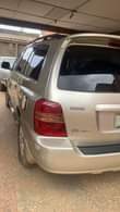 A picture of TOYOTA HIGHLANDER 2004