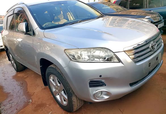 A picture of Vanguard Has Sunroofs 7 Seater Call O703273550