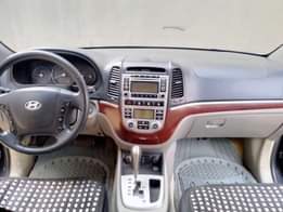A picture of 2009 Hyundai Santa Fe 3 seaters AC working custom paper