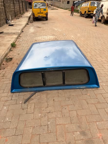 A picture of Toyota Tacoma bucket cover