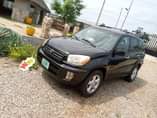 A picture of Neatly used Toyota Rav 4 mini suv