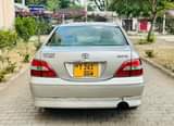 A picture of TOYOTA BREVIS CC2400 GARI KALI SANAA FULL DOCOMENT FULL AC