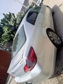 A picture of Toyota Avalon 2008
