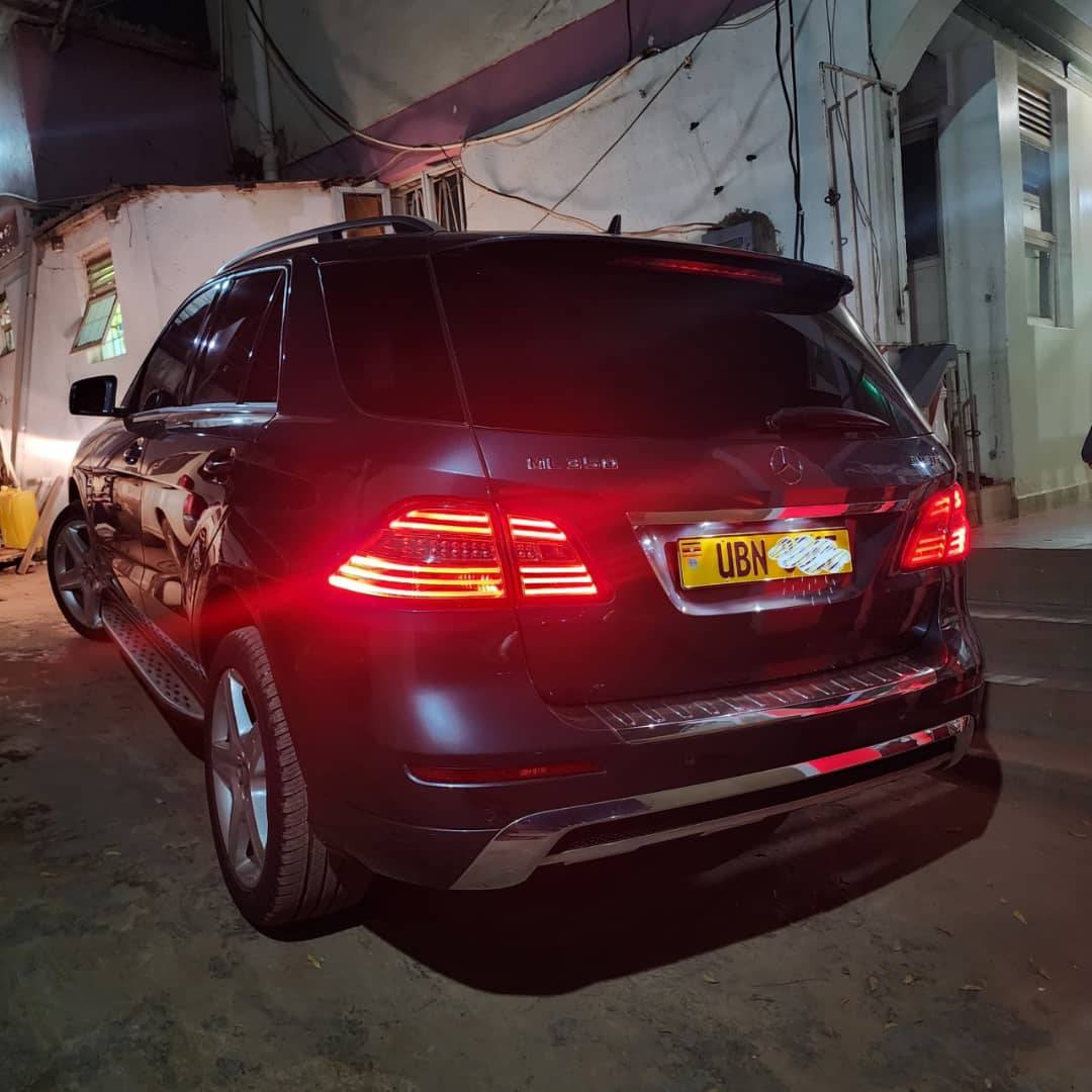 A picture of Benz ml 2014 blue tec