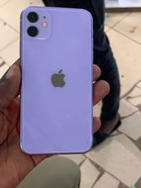 A picture of IPhone 11