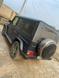 A picture of MERCEDES BENZ G500