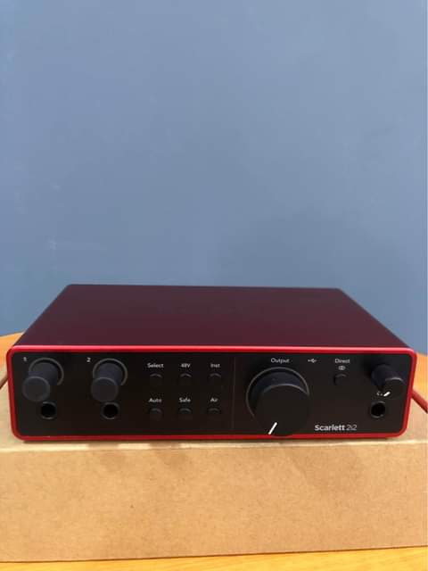 A picture of Focusrite Scarlett 2i2 4th gen Aufio Interface