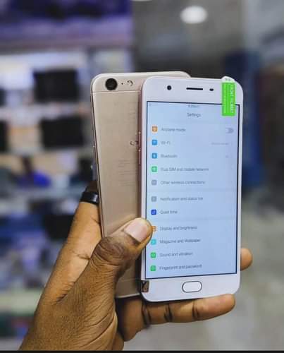 A picture of OPPO A57 GB 128