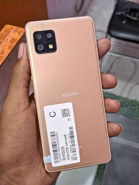 A picture of Aquos Sense 6 5G