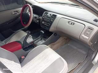 A picture of Honda Accord 2002 EX