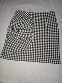 A picture of Second hand mini skirts