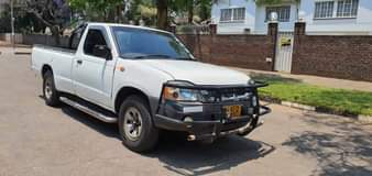 used nissan np300