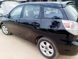 A picture of Toyota matrix 04 sound engine good gear ac chilling for