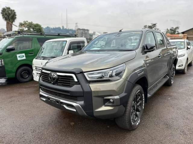 used toyota hilux