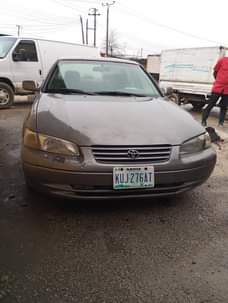 A picture of Toyota Camry tiny light With sound engine Gear is okk