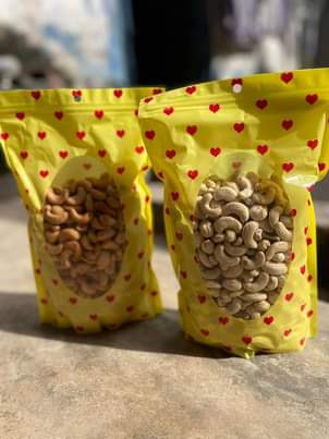 A picture of Cashew nuts korosho mbichi na zilichopikwa