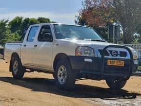 used nissan hardbody