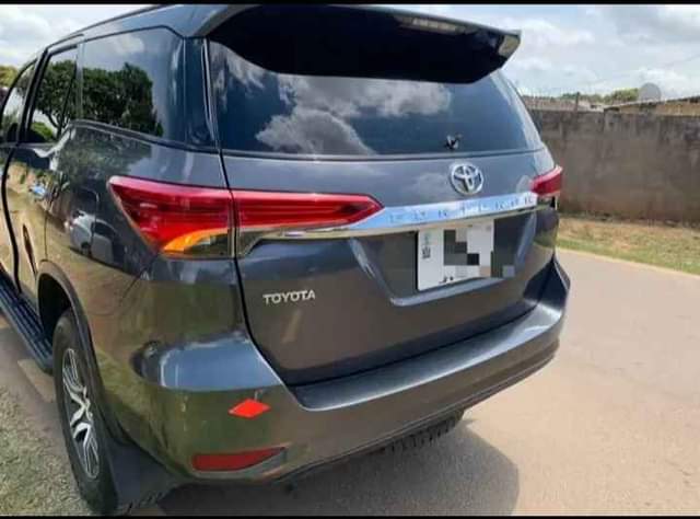 used toyota fortuner