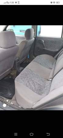 A picture of 2001 Nissan 02 20