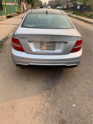 A picture of Mercedes Benz