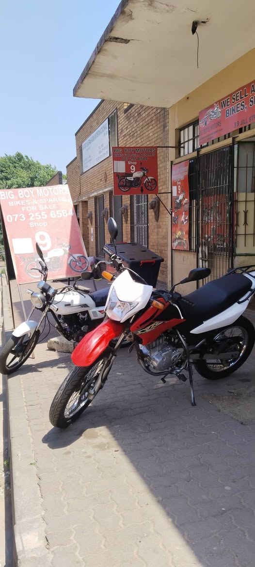 A picture of MOTOR BIKES AND SPARE PARTS 2773 2556 584 FOR SALE