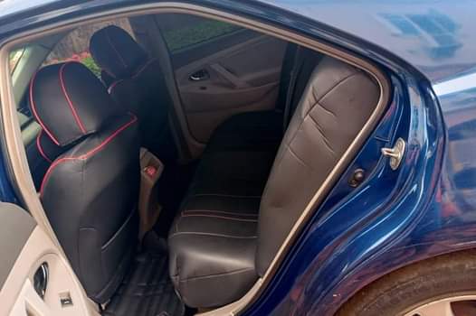 A picture of 2011 Toyota Camry LE 4plug