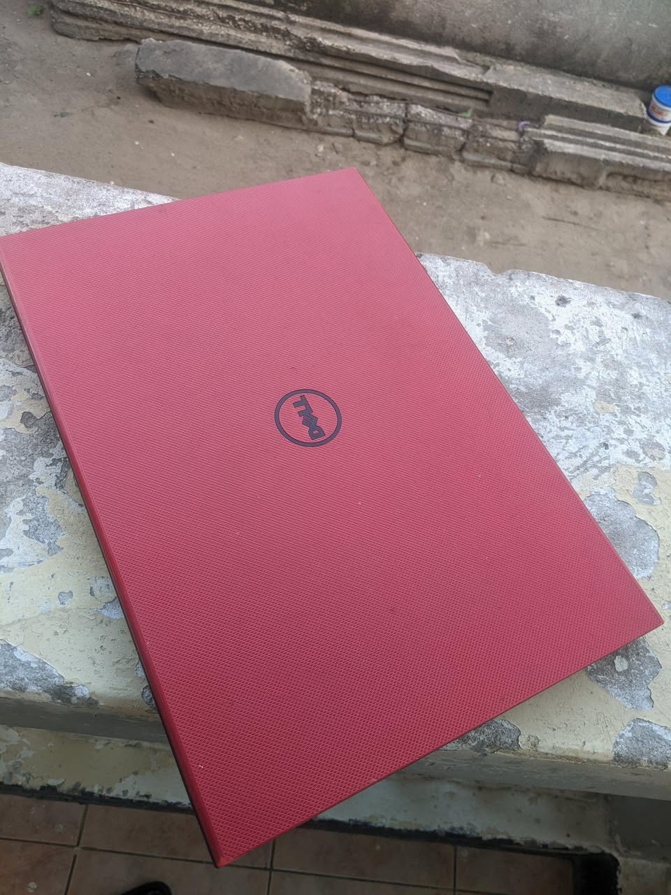 A picture of Laptop dell