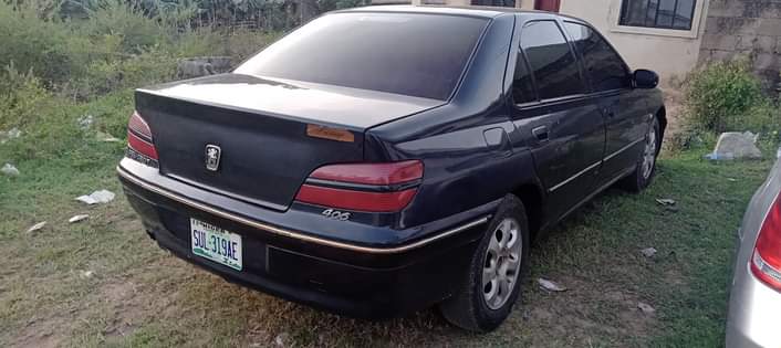 A picture of Clean 406 Peugeot automatic