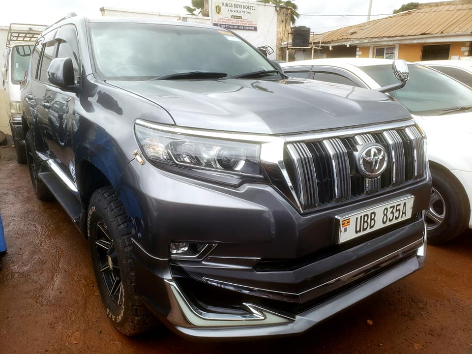 A picture of Landcruiser prado TX diesel 2015 for sale
