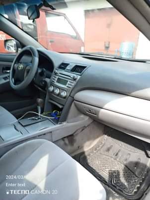 A picture of Dealer sales 2009 2010 Toyota spider venza engine Body needs
