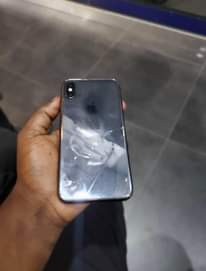 A picture of I phone x