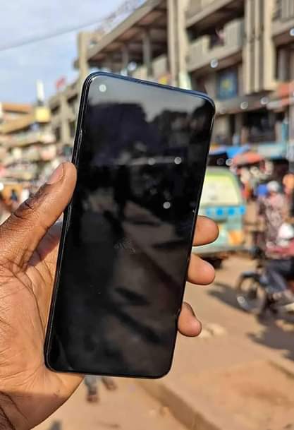 A picture of Oppo A54
