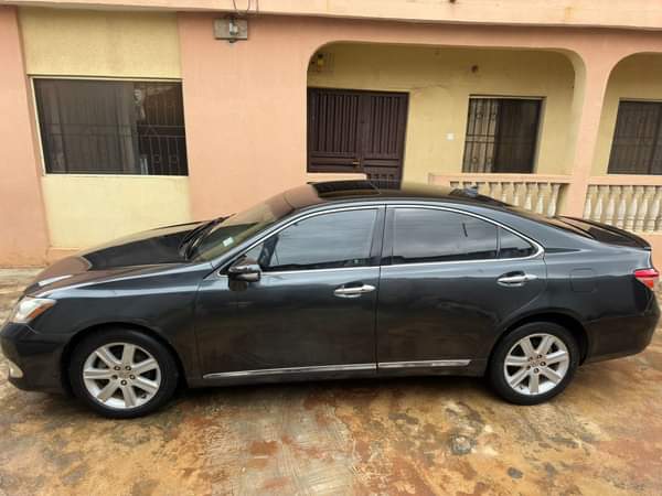 A picture of Registered Lexus ES350 2011 2022 entry Fullest option with zero