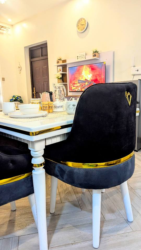 A picture of 1 bedroom fully furnished Airbnb apartment for rent in Kisaasi