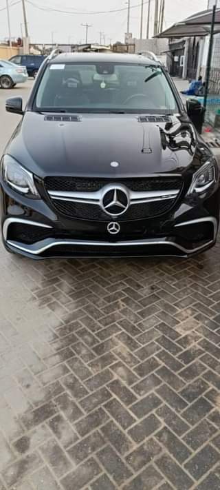 A picture of 2012 Ml350 4matic upgraded to 2019 Gle few months registered