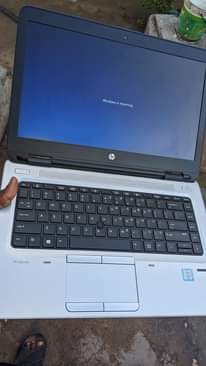 A picture of Naongeza Hela nataka HP yenye Touch core i5 gb 500