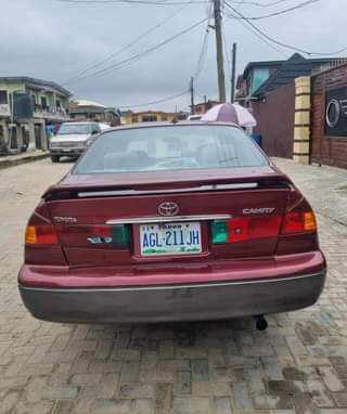 A picture of Toyota Camry 2001 Droplight 07083086612