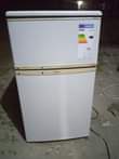 A picture of Boss fridge double door inagandisha sana na kupoza vzr Bei